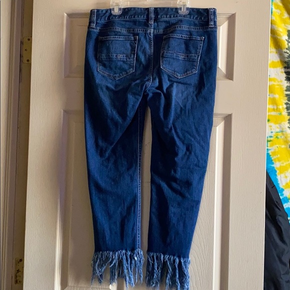 Jeans - Picture 3 of 4